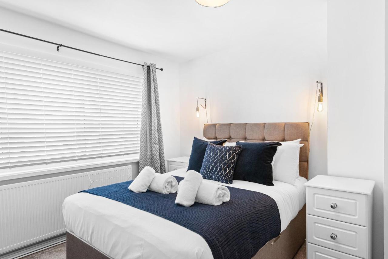 Off Road Parking, Garden, Smart Tv'S In All Rooms! Morriston エクステリア 写真