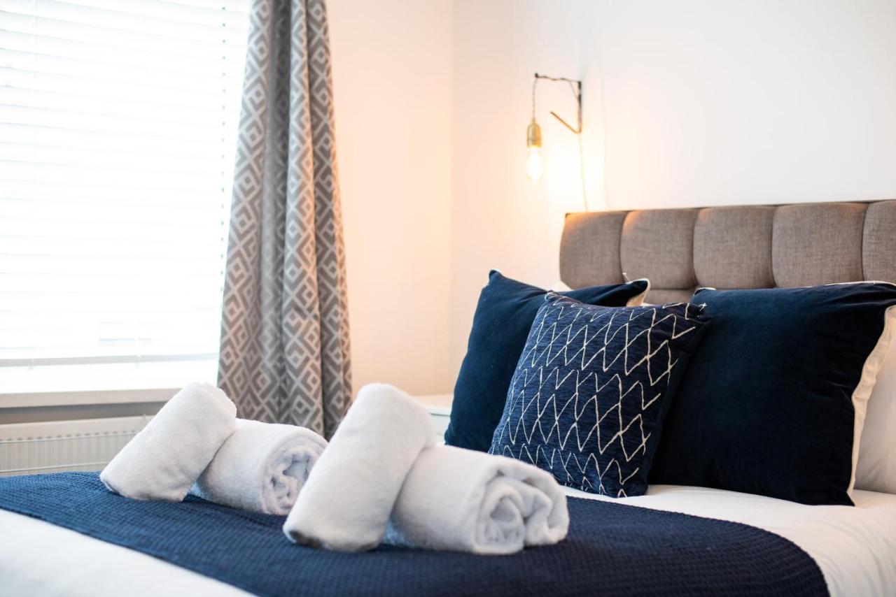 Off Road Parking, Garden, Smart Tv'S In All Rooms! Morriston エクステリア 写真